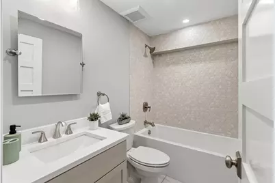 18 Tufts St #1, Cambridge, MA 02139 - Photo 13