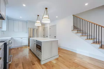68 Rowe St #U:2, Boston, MA 02131 - Photo 5