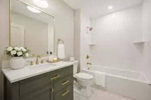 68 Rowe St, Boston, MA 02131 - Photo 7