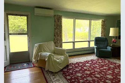 34 Bassett  Road, Holyoke, MA 01040 - Photo 5