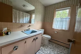 34 Bassett Rd, Holyoke, MA 01040 - Photo 19