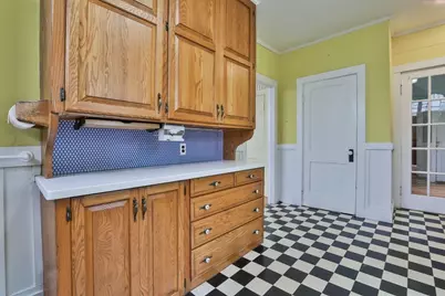 34 Abbott St, Beverly, MA 01915 - Photo 19