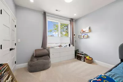 9 Johnson Pl #9, Newton, MA 02466 - Photo 31