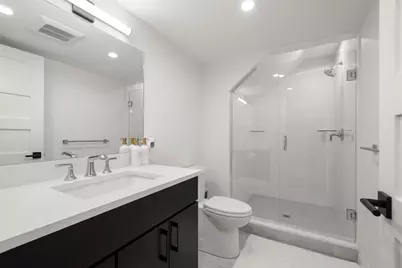 9 Johnson Pl #9, Newton, MA 02466 - Photo 21