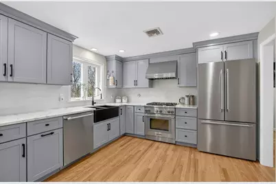 34 Wheeler Rd, Bolton, MA 01740 - Photo 9