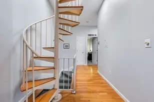 102 E Brookline, Boston, MA 02118 - Photo 9