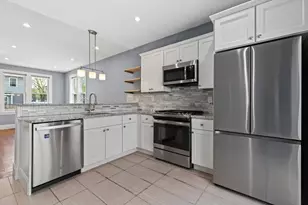8 Loring Pl, Boston, MA 02136 - Photo 9