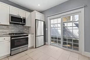 8 Loring Pl, Boston, MA 02136 - Photo 11