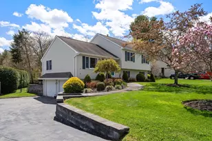 35 Sir Joseph Ct, Taunton, MA 02780 - Photo 3