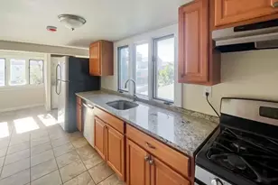 223 Main St, Medford, MA 02115 - Photo 7