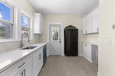 113 Elm Ave, Quincy, MA 02170 - Photo 7