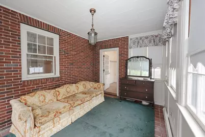 8 Crescent Hts, Fitchburg, MA 01420 - Photo 9