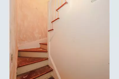 8 Crescent Hts, Fitchburg, MA 01420 - Photo 7