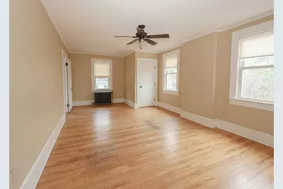 8 Crescent Hts, Fitchburg, MA 01420 - Photo 19