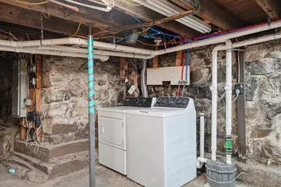 68 Western Ave, Lynn, MA 01904 - Photo 27