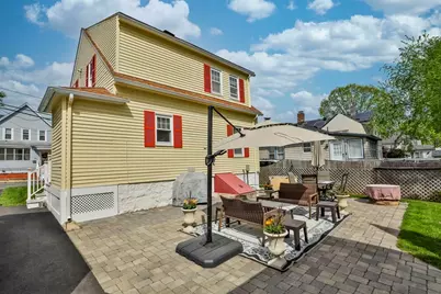 170 Warwick St, Lowell, MA 01851 - Photo 7