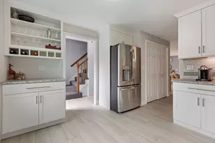 287 Ocean St, Barnstable, MA 02601 - Photo 5