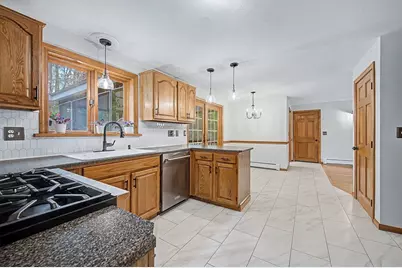 8 Thomas Dr, Franklin, MA 02038 - Photo 7