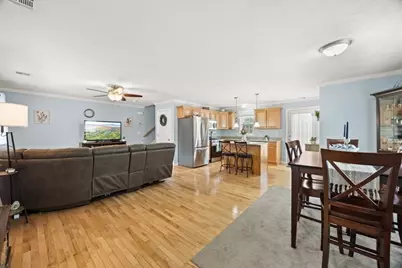 525 Anthony St, Fall River, MA 02721 - Photo 3