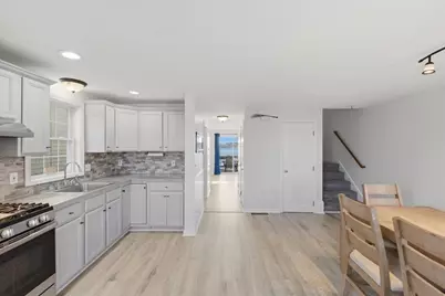 281 Mattakeesett St, Pembroke, MA 02359 - Photo 9