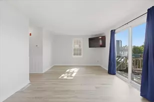 281 Mattakeesett St, Pembroke, MA 02359 - Photo 15