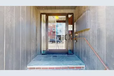 298-300 Meridian Street #300 - 7, Boston, MA 02128 - Photo 17