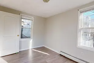 329 Paris St, Boston, MA 02128 - Photo 15