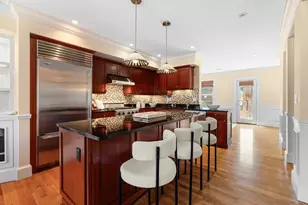 28 Rutland Sq, Boston, MA 02118 - Photo 11