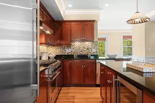 28 Rutland Sq, Boston, MA 02118 - Photo 9
