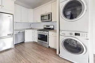 26 Chelsea St, Boston, MA 02128 - Photo 21
