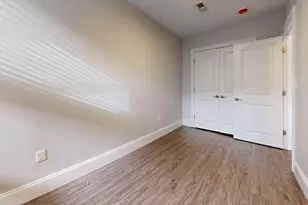 26 Chelsea St, Boston, MA 02128 - Photo 17
