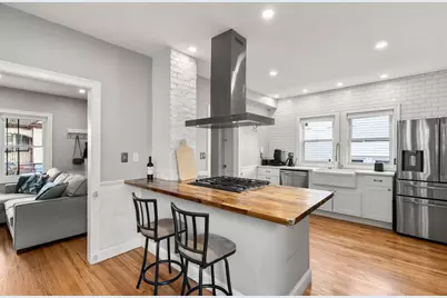 48 Bettinson Ave, Everett, MA 02149 - Photo 3