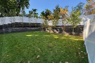 167 Winchester St, Newton, MA 02461 - Photo 3