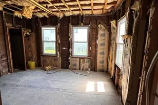 75 School St, North Brookfield, MA 01535 - Photo 3