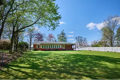 363 Cooley St, Springfield, MA 01128 - Photo 3