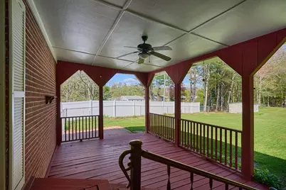 363 Cooley St, Springfield, MA 01128 - Photo 23