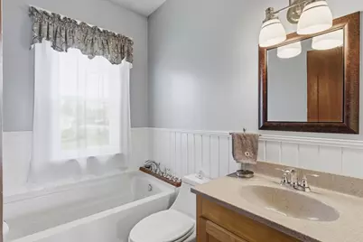 4263 Acushnet Ave, New Bedford, MA 02745 - Photo 13