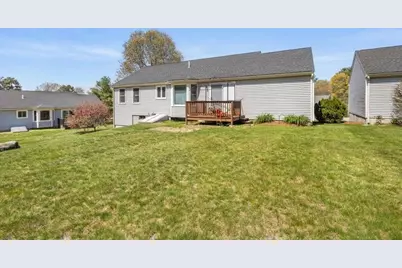 38 Country Side Road #38, Bellingham, MA 02019 - Photo 3