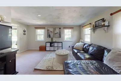 37 Centre St, Natick, MA 01760 - Photo 5