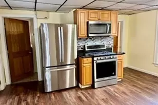 83 Lane St, Lowell, MA 01851 - Photo 5