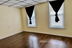 83 Lane St, Lowell, MA 01851 - Photo 9