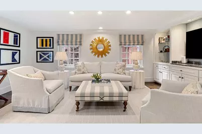 21 Branch Street, Boston, MA 02108 - Photo 9