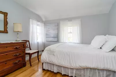 7 Woodleigh Rd, Natick, MA 01760 - Photo 17