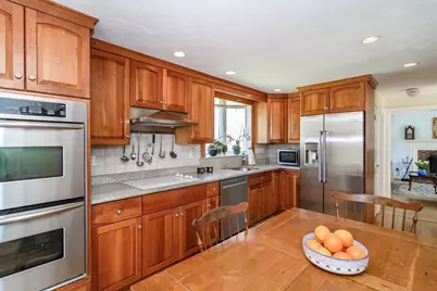 7 Woodleigh Rd, Natick, MA 01760 - Photo 11