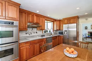 7 Woodleigh Rd, Natick, MA 01760 - Photo 11