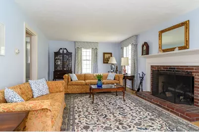 7 Woodleigh Rd, Natick, MA 01760 - Photo 7