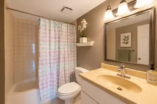 148 Presidents Ln, Quincy, MA 02169 - Photo 9
