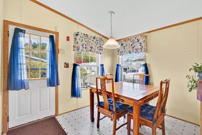 27 Somerset Rd, Chicopee, MA 01020 - Photo 17