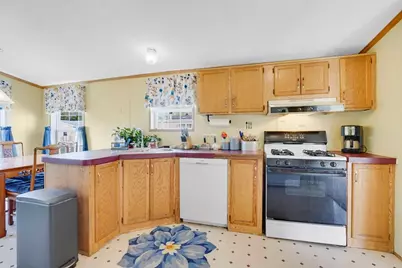 27 Somerset Rd, Chicopee, MA 01020 - Photo 23
