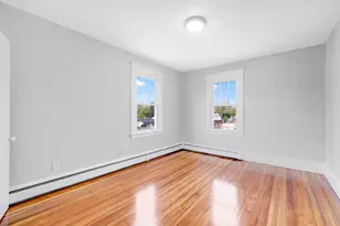 157 Sunnymeade Ave, Chicopee, MA 01020 - Photo 37